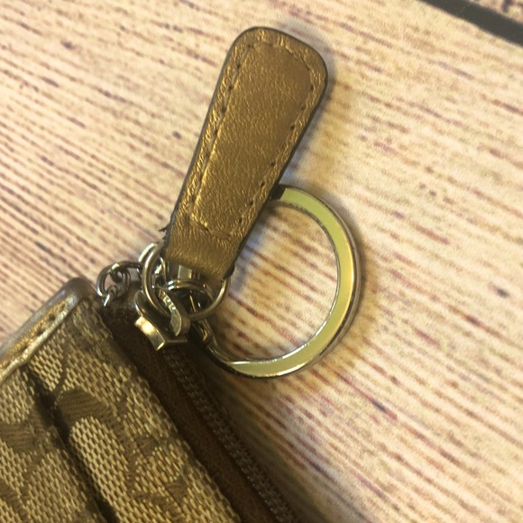 Authentic COACH coin purse - Picture 6 of 6